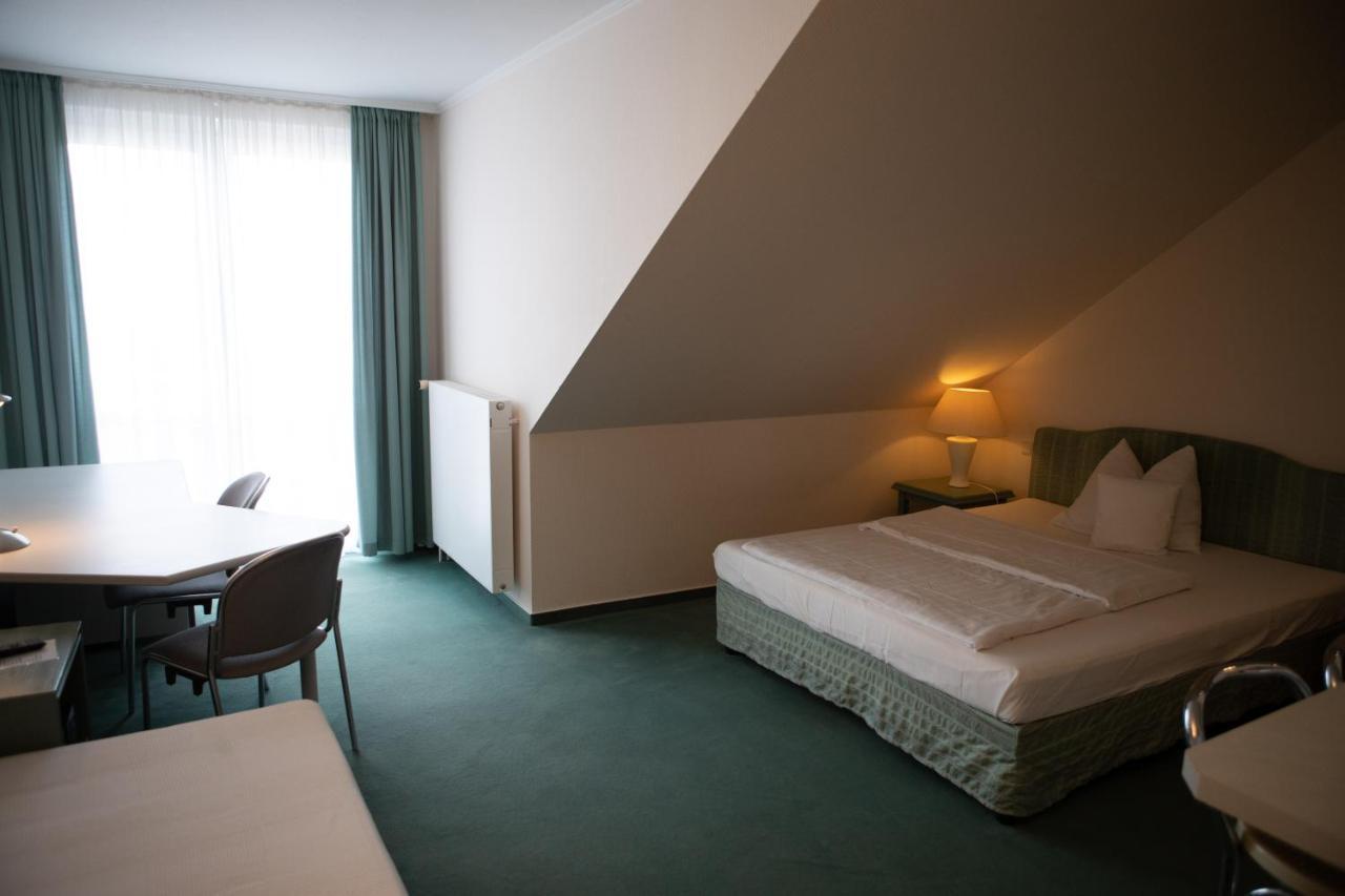 Pepb Schulungshotel Sarstedt Extérieur photo